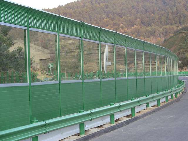 公路聲屏障